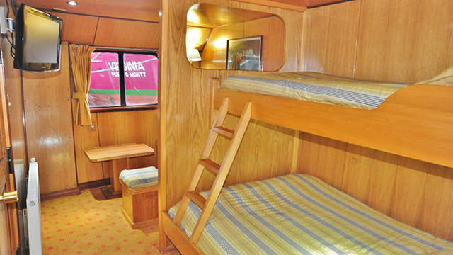 Doble Cabin Acropolis Deck